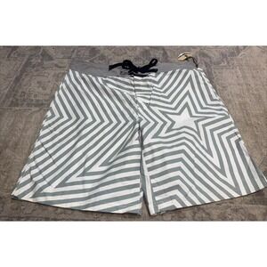 New Converse One Star White Gray  Board Shorts Size XL Swim